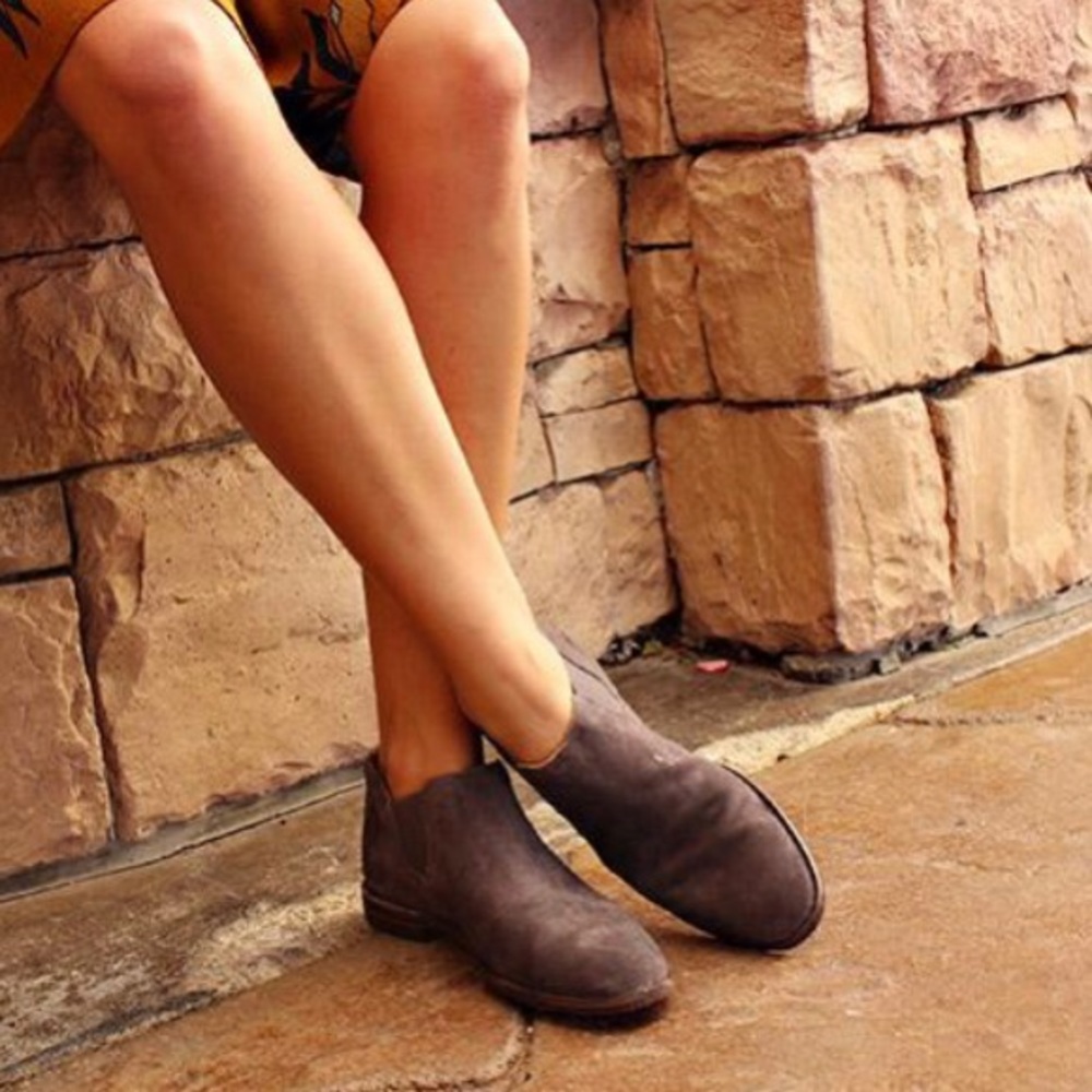TRASK suede Allison Chelsea booties